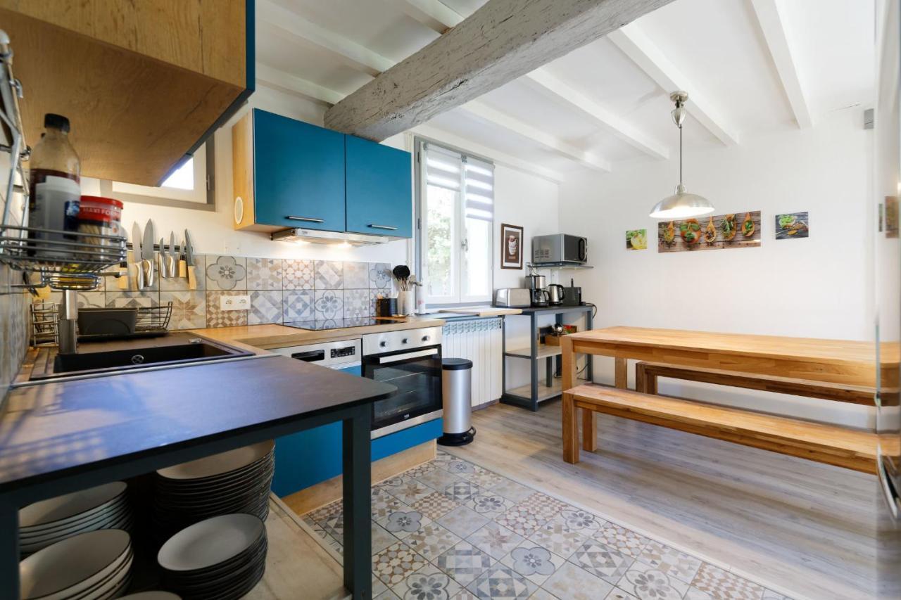 Chambre D'Hotes De Charme A La Maison Bleue Savignac-Mona Luaran gambar